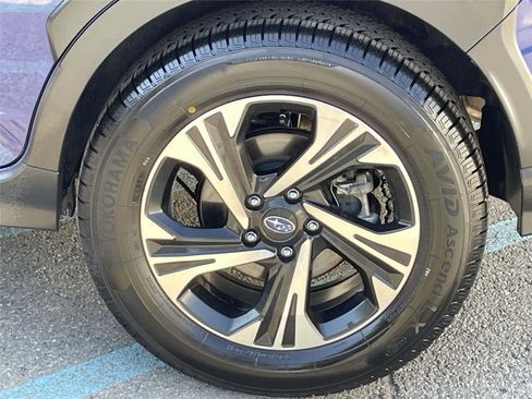 Certified 2024 Subaru Crosstrek 2.0i Premium image 11