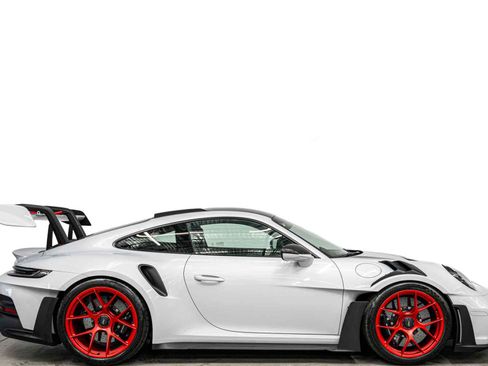 Used 2025 Porsche 911 GT3 RS RWD image 2