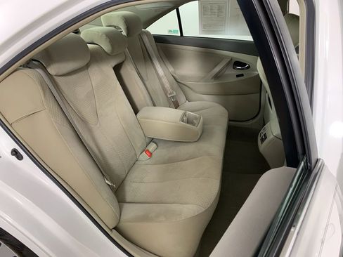 Used 2009 Toyota Camry Hybrid FWD image 33
