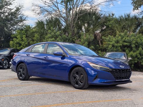 Used 2023 Kia Forte GT FWD image 1