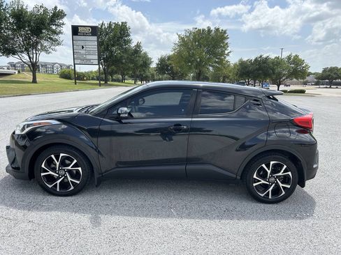 Used 2018 Toyota C-HR XLE FWD image 13