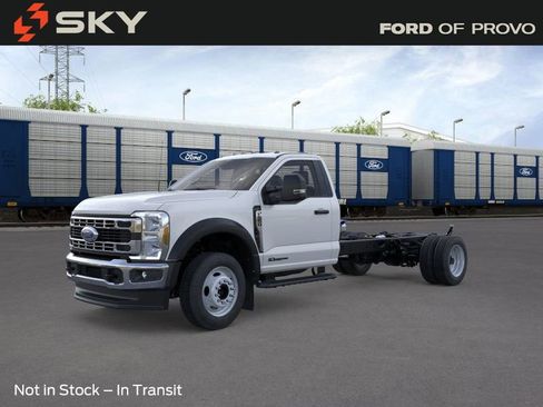 New 2026 Ford F550 4x4 Regular Cab Super Duty image 1