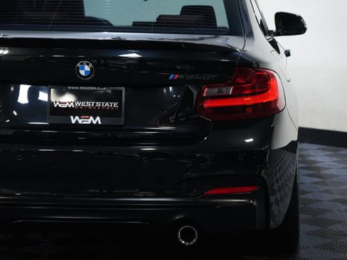 Used 2017 BMW M240i Coupe RWD image 17