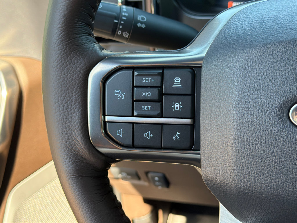 Used 2026 Ford F350 King Ranch w/ Tremor Off-Road Package AWD/4WD image 25