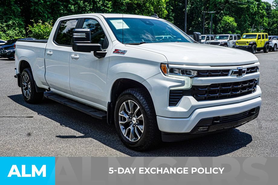 Used 2022 Chevrolet Silverado 1500 RST AWD/4WD image 3