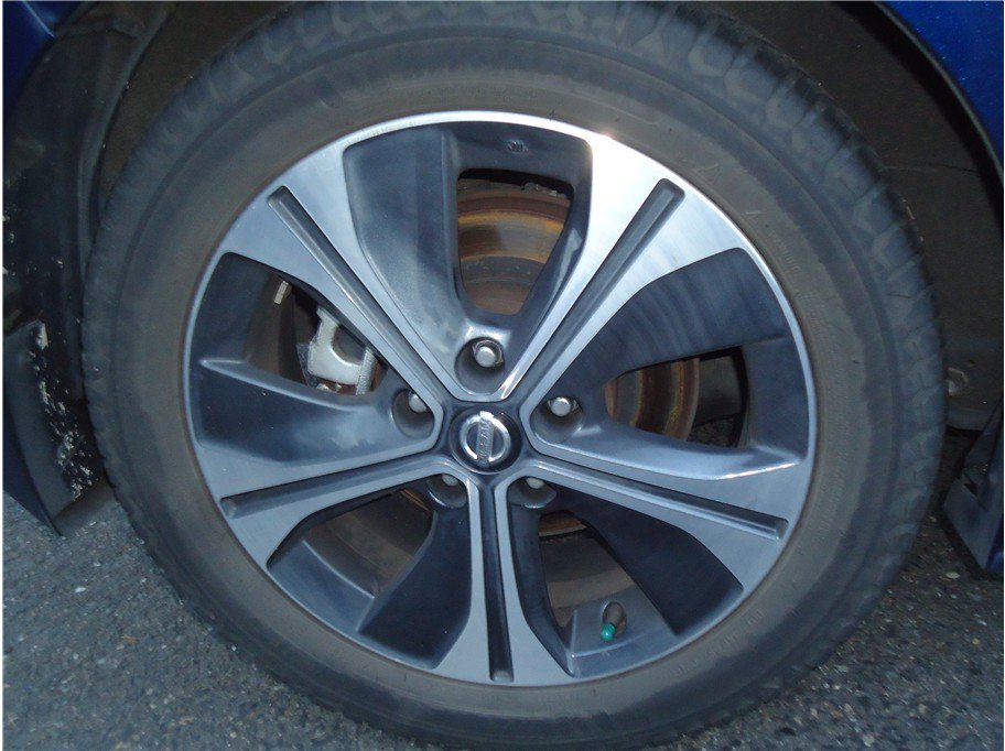 Used 2020 Nissan Leaf SV w/ SV All Weather Package FWD image 28