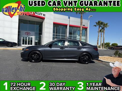 Used 2025 Honda Civic Sport image 1