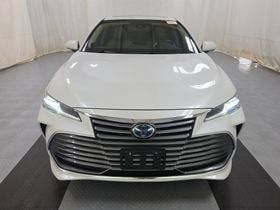 Used 2019 Toyota Avalon Limited w/ Protection Package FWD image 2