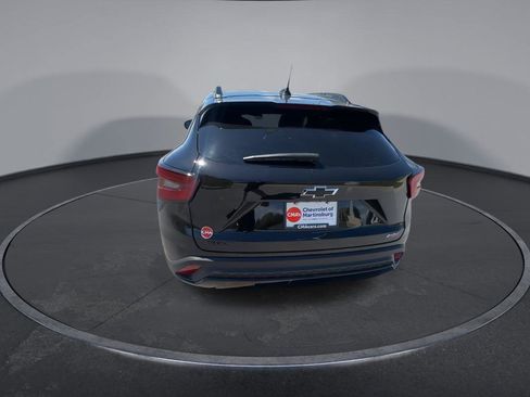New 2026 Chevrolet Trax RS w/ Sunroof Package FWD image 7