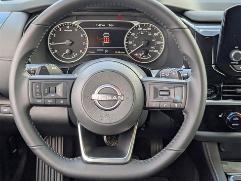 New 2025 Nissan Pathfinder SV image 10