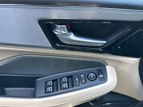 New 2026 Acura MDX SH-AWD image 11