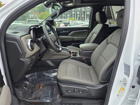 New 2026 Chevrolet Colorado ZR2 w/ ZR2 Bison Edition image 22