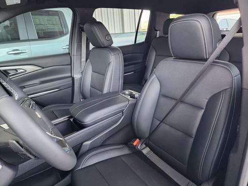 New 2026 Chevrolet Traverse LT w/ Enhanced Driving Package image 15