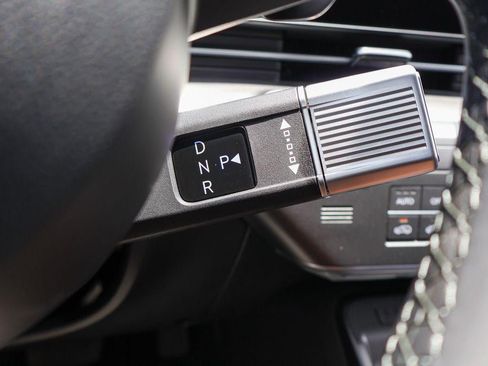 New 2026 Hyundai Kona SEL Premium FWD image 14