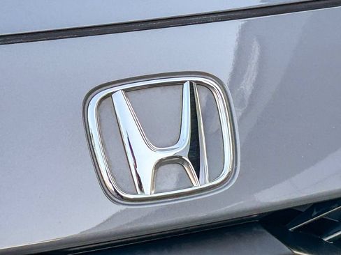 Used 2024 Honda HR-V Sport image 6