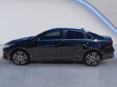 Used 2024 Kia Forte GT-Line FWD image 2