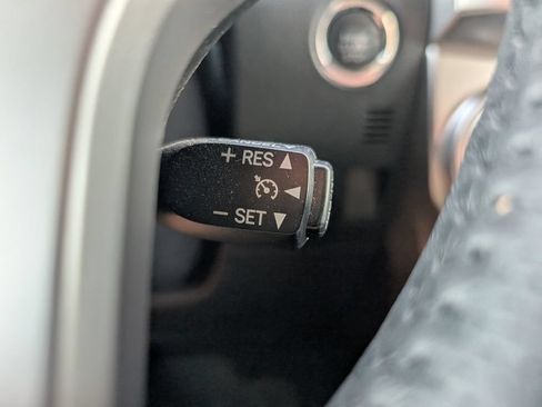 Used 2018 Toyota 4Runner Limited RWD image 19