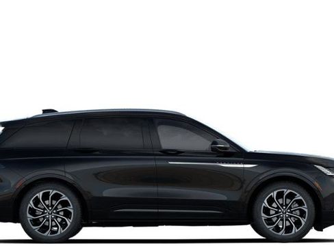 New 2026 Lincoln Nautilus Reserve image 5