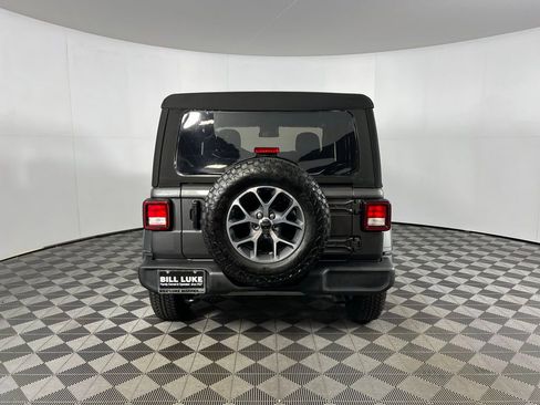 Used 2024 Jeep Wrangler Sport S image 8