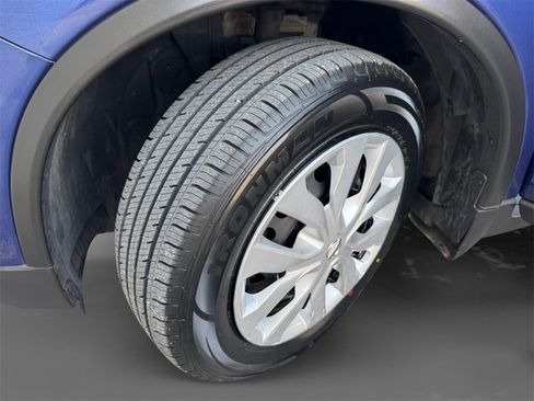 Used 2020 Nissan Rogue S image 10