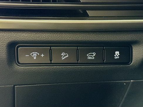 New 2025 Kia Telluride S image 13