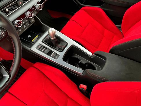 Used 2025 Honda Civic Type R image 17