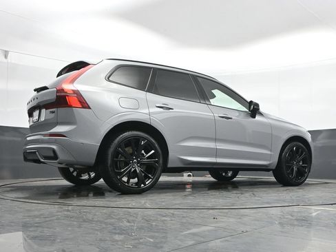 New 2026 Volvo XC60 T8 Ultra w/ Climate Package AWD/4WD image 36