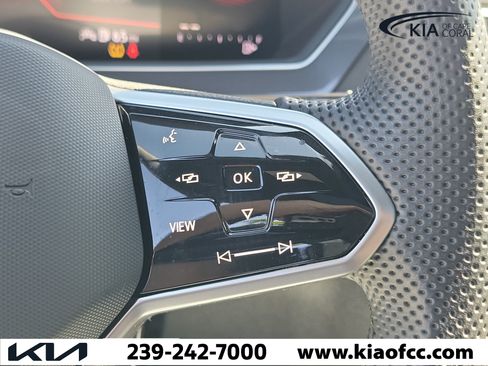Used 2024 Volkswagen Tiguan SE R-Line AWD/4WD image 26