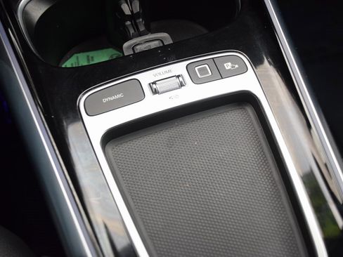 Certified 2025 Mercedes-Benz GLA 250 image 27