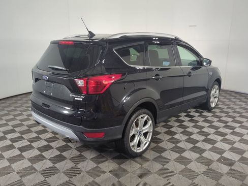 Used 2019 Ford Escape Titanium AWD/4WD image 10
