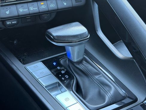 Used 2023 Hyundai Elantra Limited FWD image 21