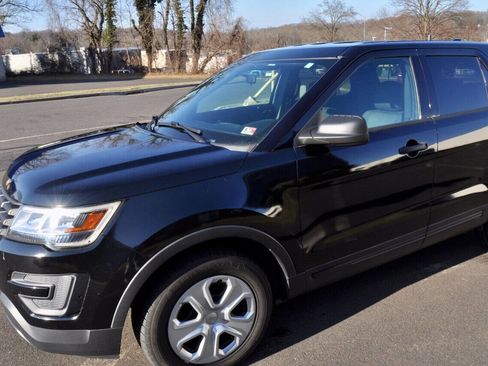 Used 2017 Ford Explorer 4WD Police Interceptor image 14