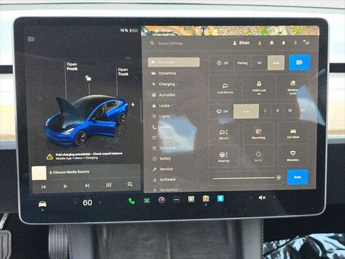 Used 2022 Tesla Model 3 RWD image 32