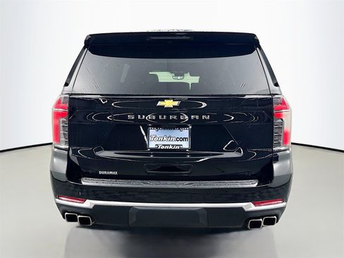 New 2026 Chevrolet Suburban High Country image 6