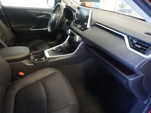 Used 2019 Toyota RAV4 Limited w/ Advanced Technology Package AWD/4WD image 27