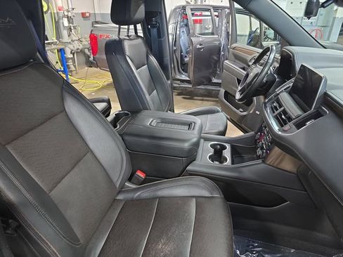 Used 2022 Chevrolet Tahoe High Country AWD/4WD image 14