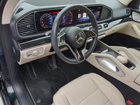 Used 2024 Mercedes-Benz GLE 350 4MATIC image 11