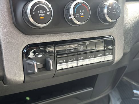 Used 2021 RAM 2500 Tradesman AWD/4WD image 27