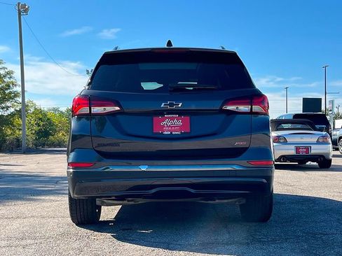 Used 2022 Chevrolet Equinox RS w/ RS Leather Package image 6