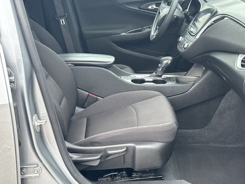 Used 2024 Chevrolet Malibu LT image 13