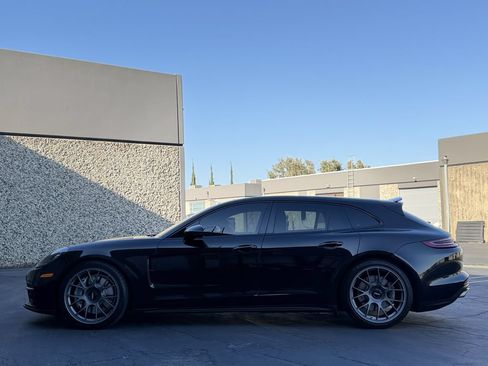 Used 2020 Porsche Panamera 4 AWD/4WD image 11