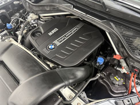 Used 2015 BMW X5 xDrive35d image 29