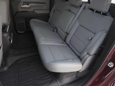 New 2026 GMC Sierra 1500 SLT w/ SLT Premium Package AWD/4WD image 30