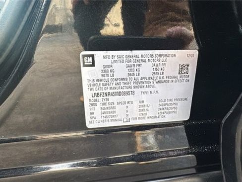 Used 2021 Buick Envision Essence w/ Sport Touring Package image 37