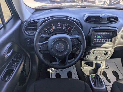 Used 2020 Jeep Renegade Altitude image 15