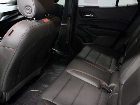 Used 2024 Chevrolet Trax RS FWD image 20