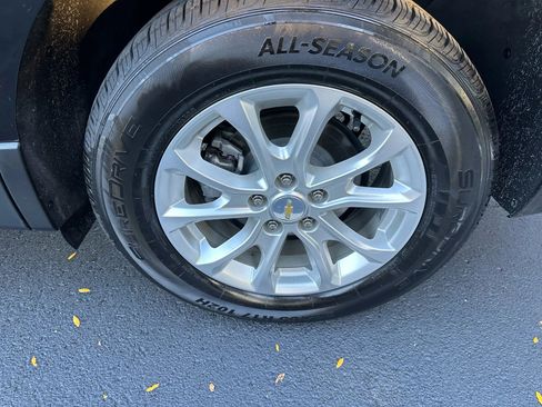 Used 2021 Chevrolet Equinox LT w/ Driver Convenience Package image 34