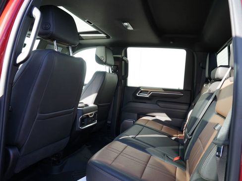 Used 2025 Chevrolet Silverado 3500 High Country w/ High Country Premium Package image 23