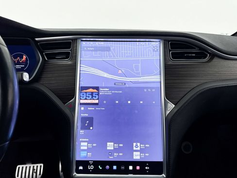 Used 2016 Tesla Model X Performance AWD/4WD image 7