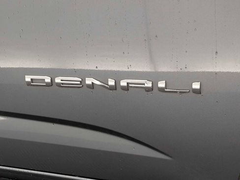 Used 2022 GMC Canyon Denali AWD/4WD image 13